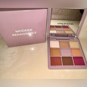 Anastasia Beverly Hills Modern Renaissance Mini Palette - New, pristine.